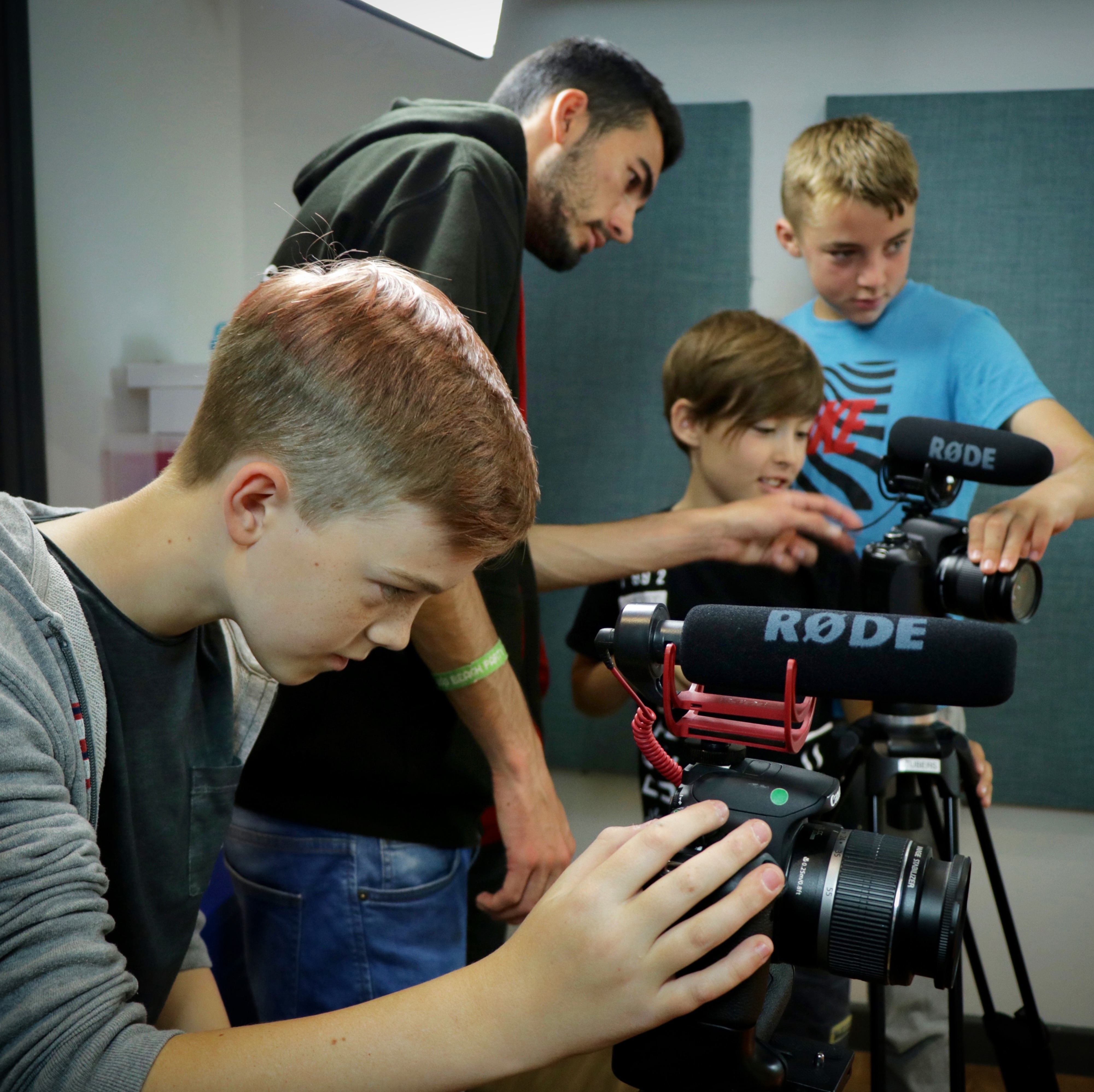 Holiday Club - Image 5